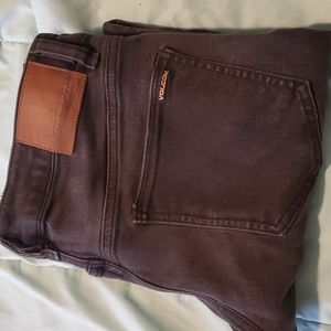 Men volcom solver jeans.